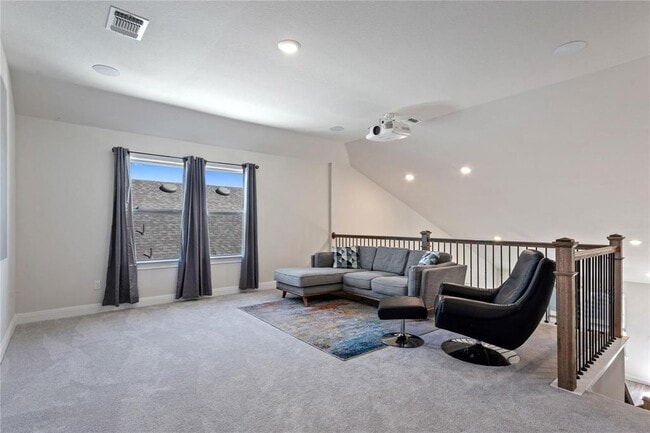 Building Photo - 156 Janelle Ln