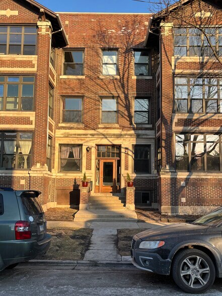 Building Photo - 5141 S Ellis Ave