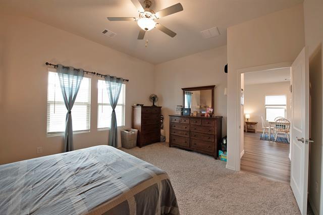 Building Photo - 1116 Blue Ridge Pl