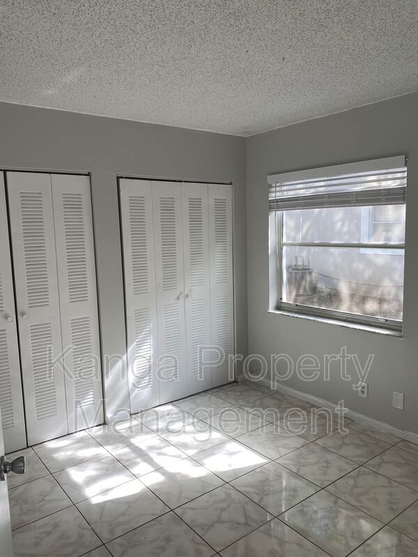 Building Photo - 11423 NW 35th St