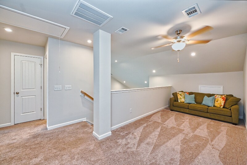 Building Photo - 3031 Duvall Dr