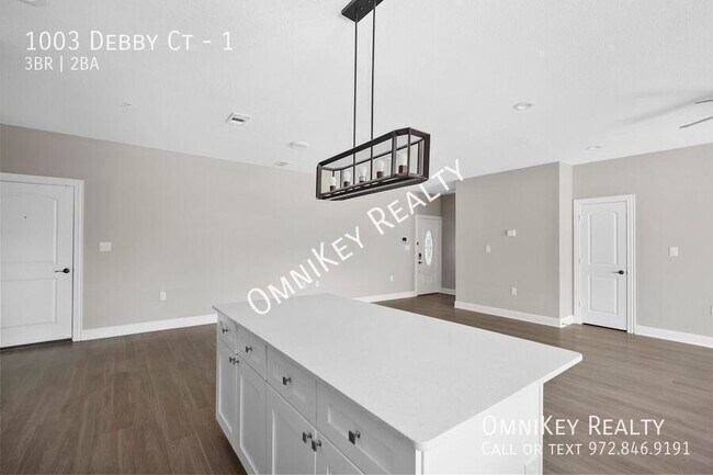 Building Photo - 1003 Debby Ct