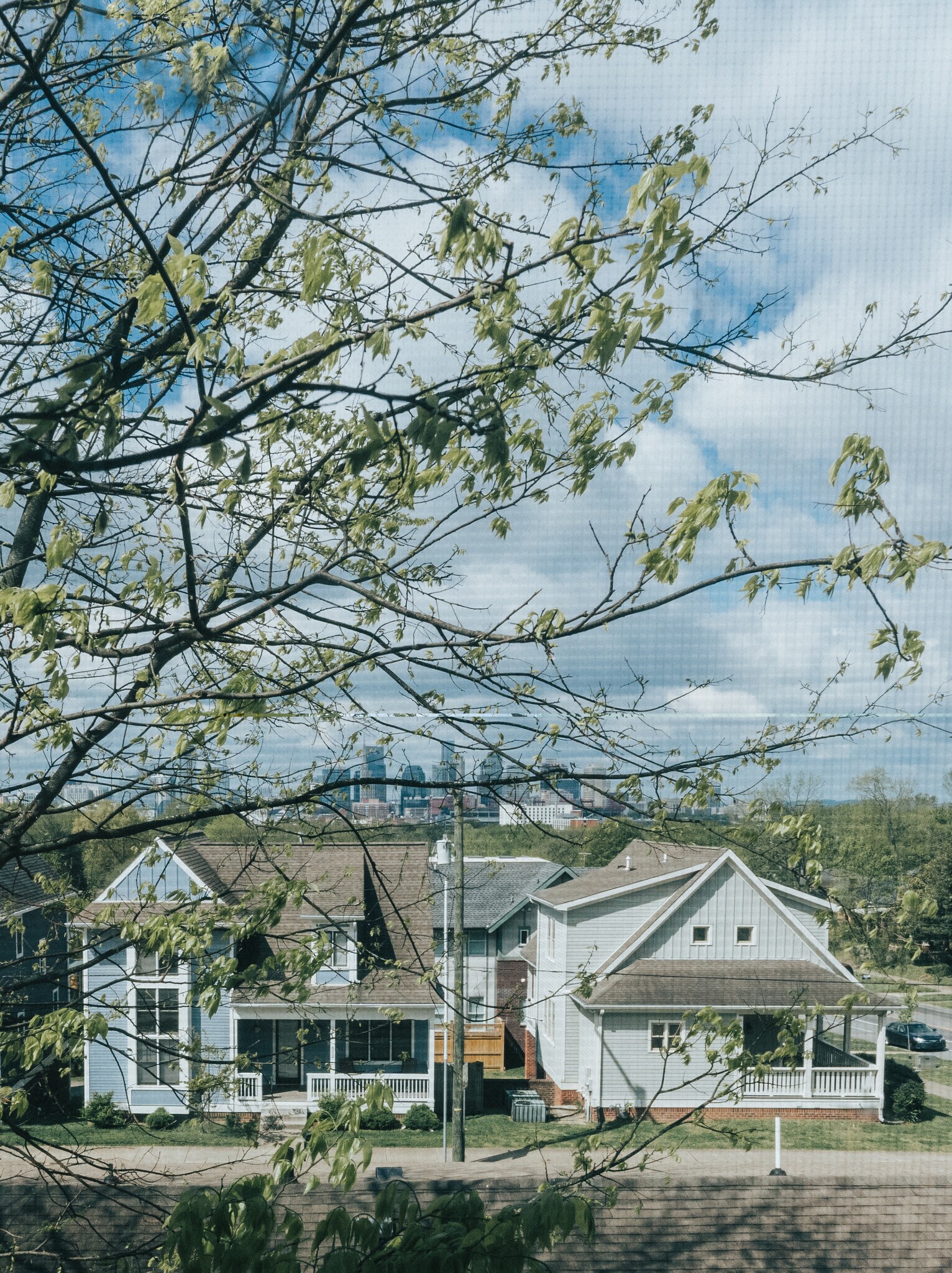 Building Photo - 902B Shelby Ave