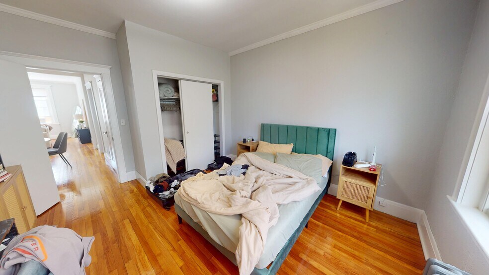 Building Photo - 46 Longwood Ave
