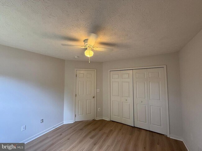 Building Photo - 10506 Boxmeer Ct