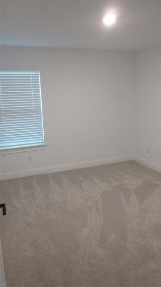 Building Photo - 11904 Paseo de los Lagos Ln