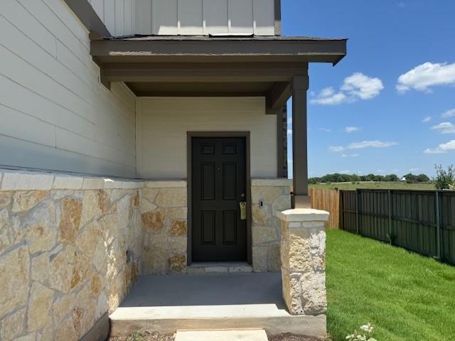 Building Photo - 639 Papaya Dr