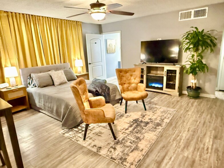 Interior Photo - Higdon Ferry Apartments