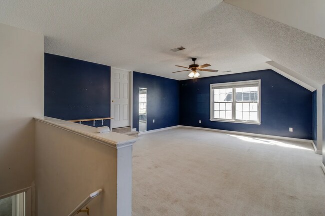 Building Photo - 402 Plantation Pointe Dr