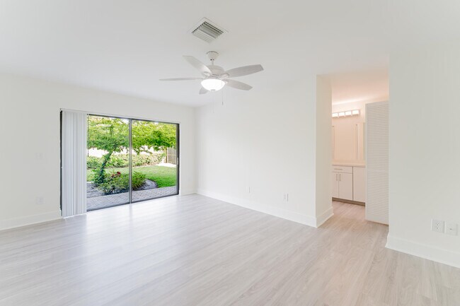 Building Photo - 3048 NW 27th Terrace