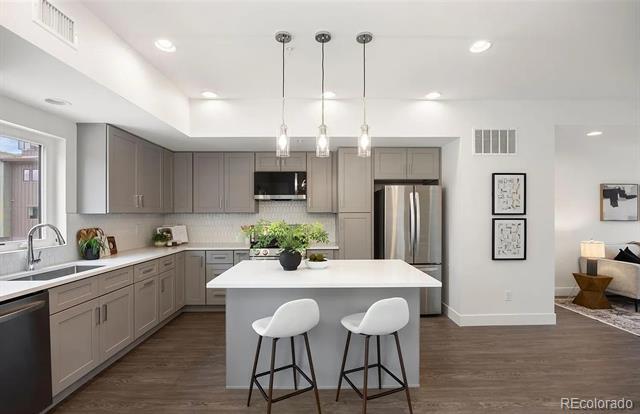 Building Photo - 8408 W 52nd Ave