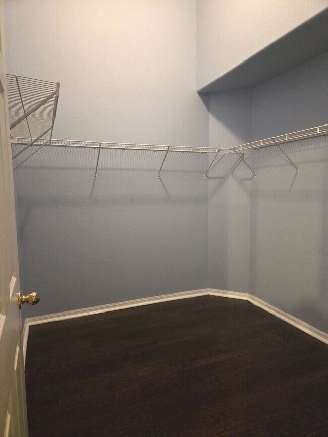 Building Photo - Move in Ready 3/2 in Sunset Village