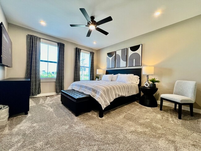 Building Photo - 4 Bedroom, Luxury living in premium location next to Liberty Center and Interstate 75