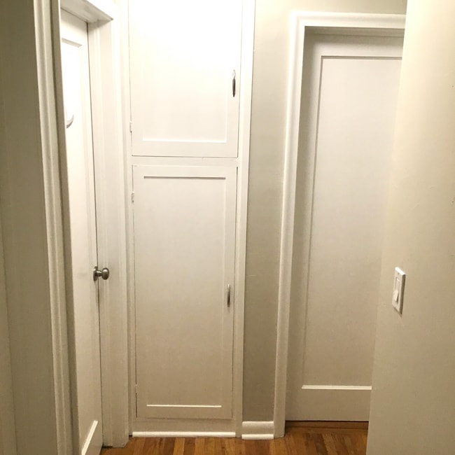 Building Photo - 1242 E Sherman Ave