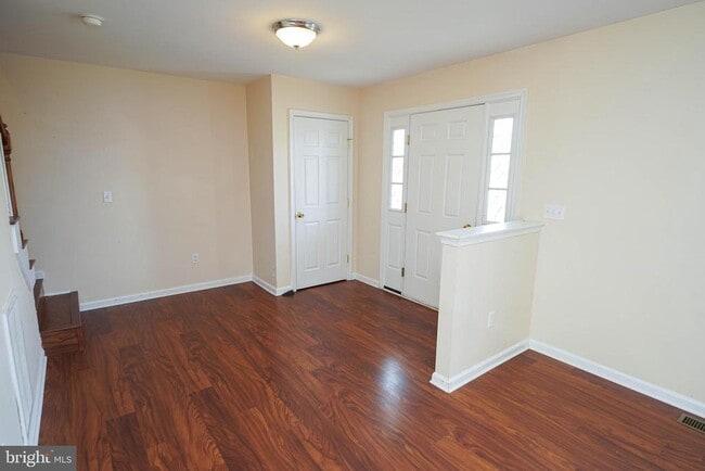 Building Photo - 1331 Aspen Dr