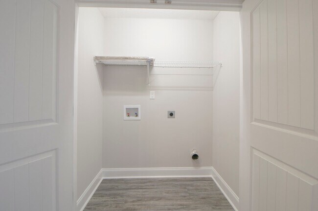 Building Photo - 1000-103 Henry Place Blvd