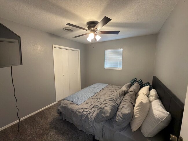 Building Photo - 1805 S Bryan Ave