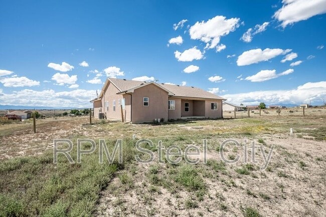 Building Photo - 1710 N Wild Bill Hickock Dr