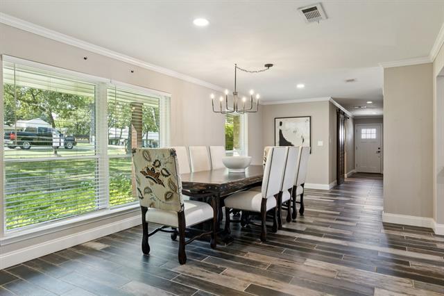 Building Photo - 1006 Spanish Trail