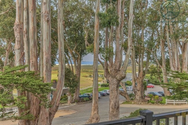 Building Photo - 2 Bedroom Carmel Home with Views of Point Lobos