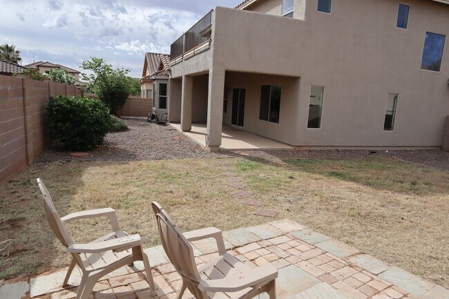 Building Photo - Two Story Beautiful Home You'll Want To See!