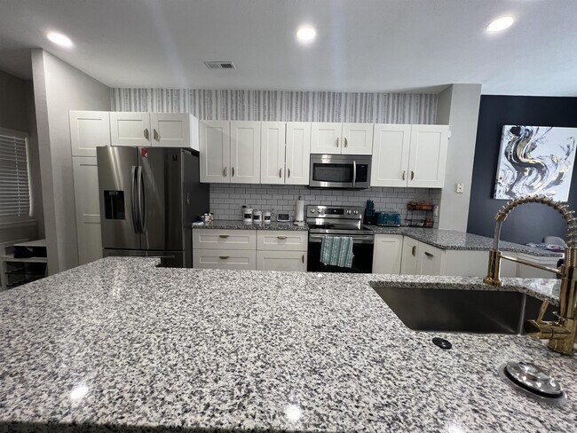 Building Photo - 12253 E 2nd Dr.