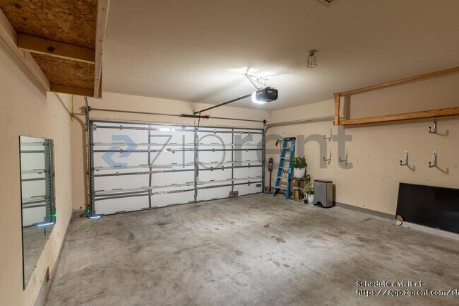 Building Photo - 19004 Mangan Way