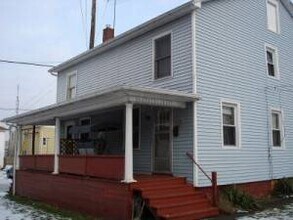 Building Photo - 421 Crawford Ave