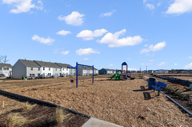 Building Photo - ***Brand New 3/2.5 Townhome in Wake Forest***