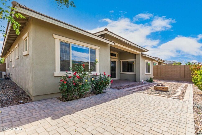 Building Photo - 13784 W Sarano Terrace