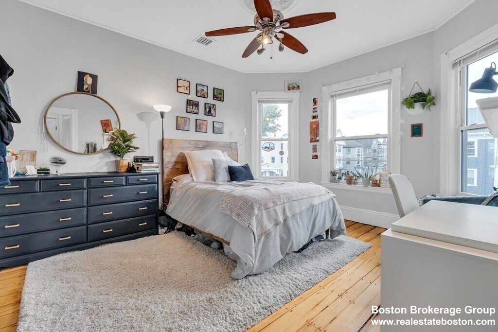 Building Photo - 180 Saint Alphonsus St