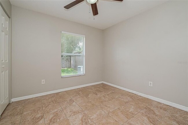 Building Photo - 2627 E Chelsea St