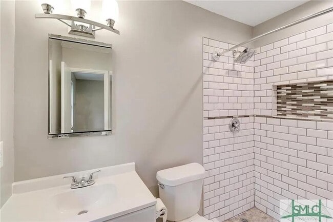 Building Photo - 302 Larbre Rd