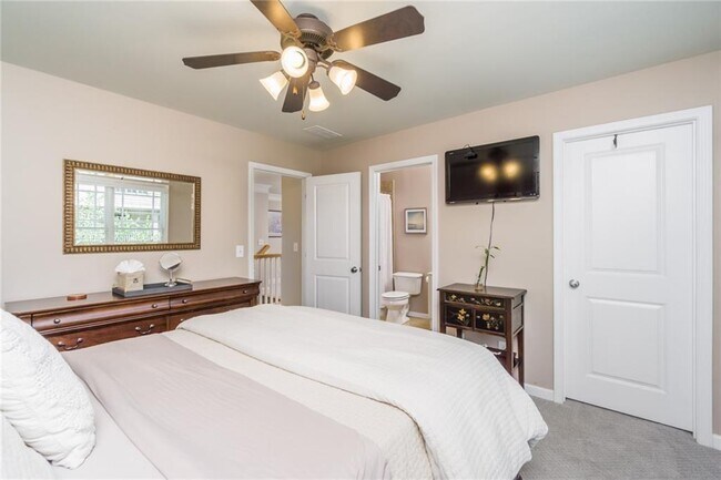 Building Photo - 1677 Barfield Run NW