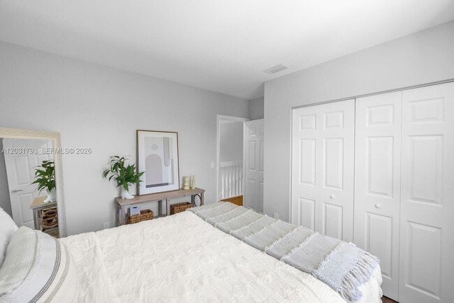 Building Photo - 9650 SW 9th Ct