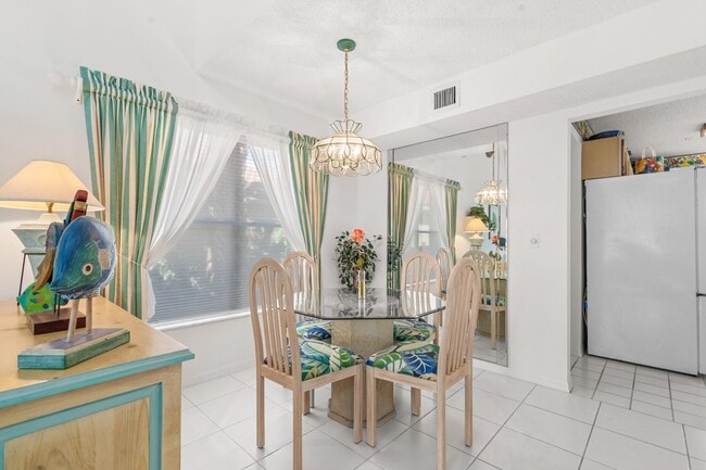 Building Photo - 2746 Linkside Dr