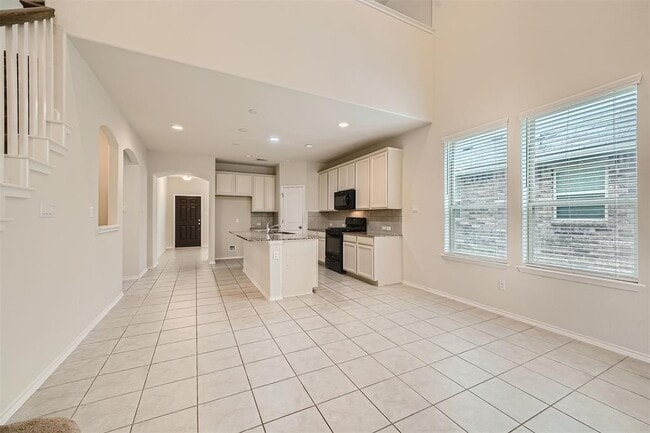 Building Photo - 303 Duroc Dr