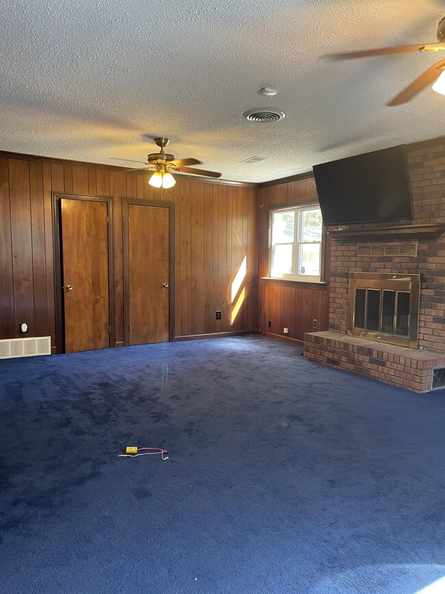 Building Photo - 824 Shotwell St