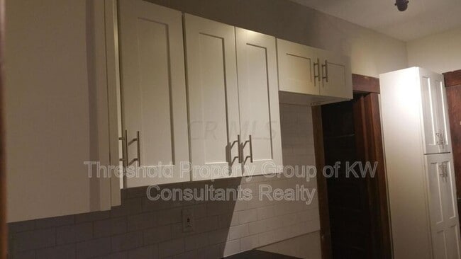 Building Photo - 1485 N 6th St