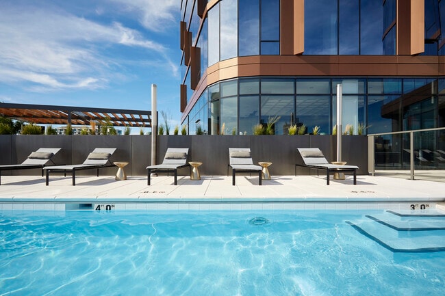 Common Amenity - 5252