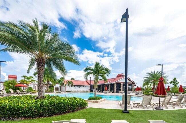 Building Photo - 16570 Ridgeview Cir