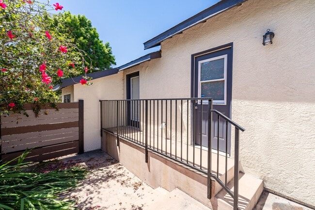 Building Photo - Beautifully updated 2 bed, 2 bath single-family home in Logan Heights