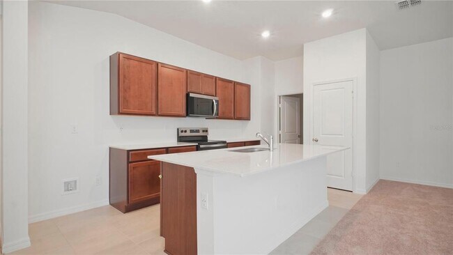 Building Photo - 2942 Lavanda Dr