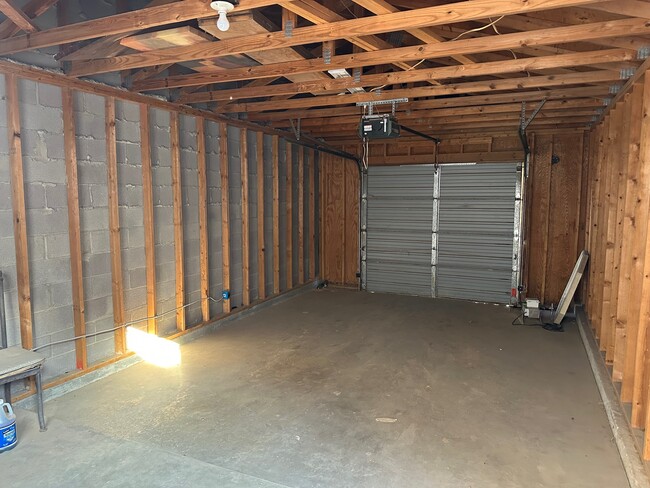 Building Photo - 4511 Fairgate Dr