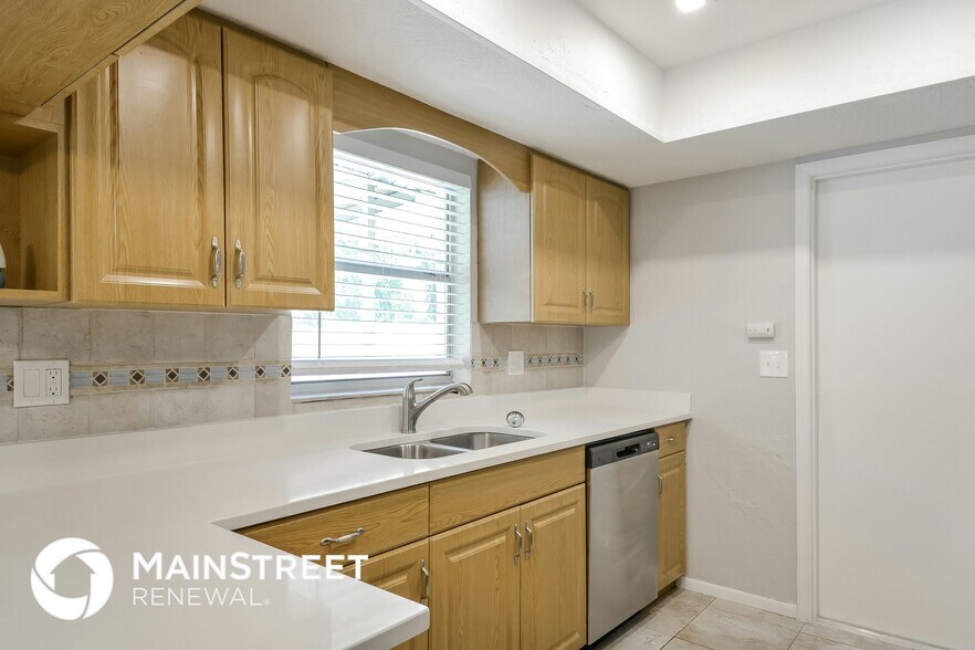 Building Photo - 3959 Tampico Dr