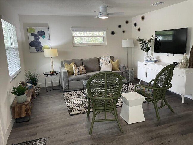 Building Photo - 1910 Morrill St