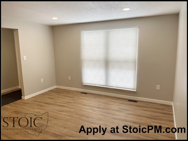 Building Photo - 123 N Main St