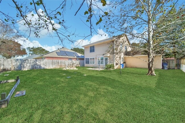 Building Photo - 5303 Bay Pines Dr