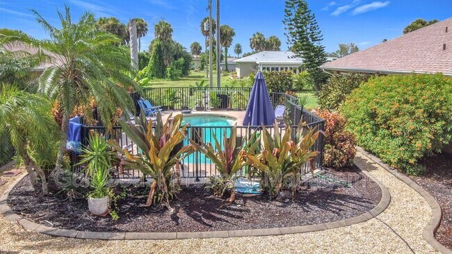 Building Photo - 227 Rotonda Blvd W