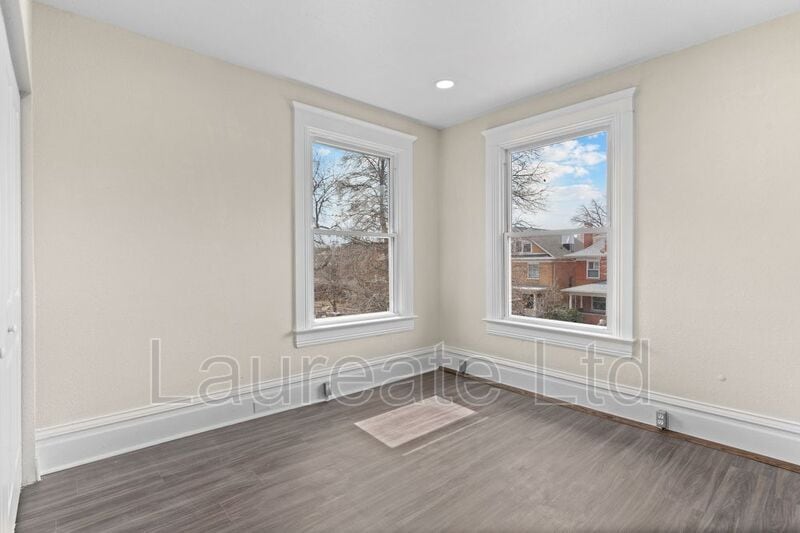 Building Photo - 1152 N Emerson St